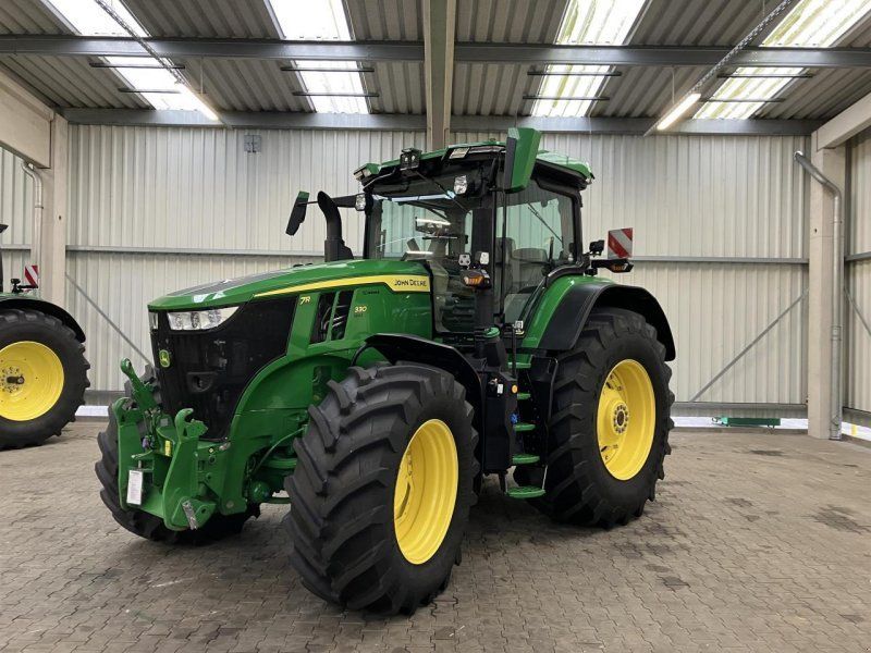 John Deere 7R 330