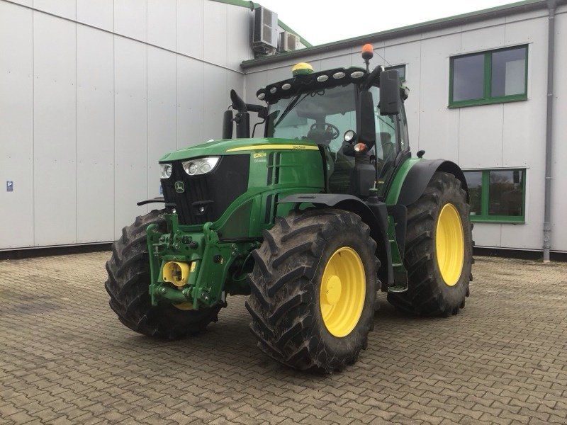 John Deere 6250R