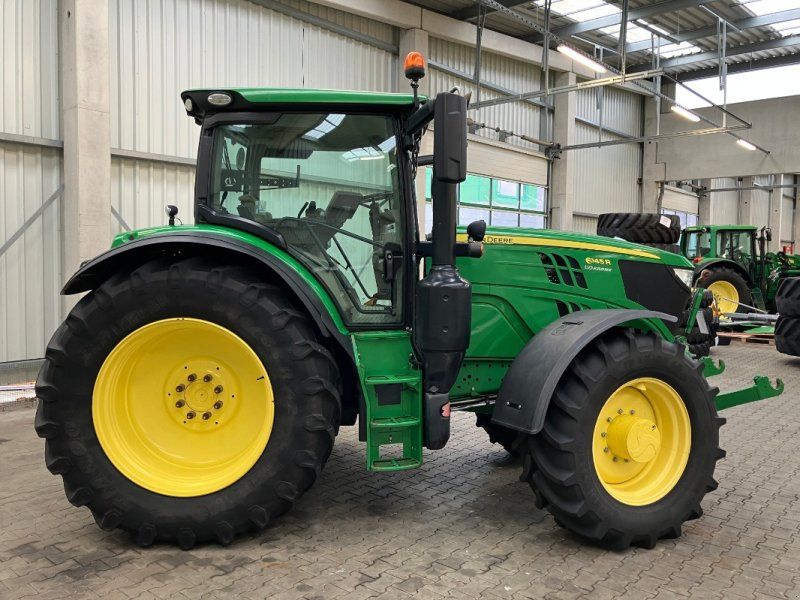 John Deere 6145R