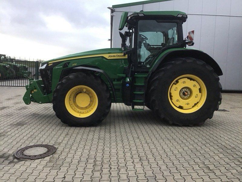 John Deere 8R 370