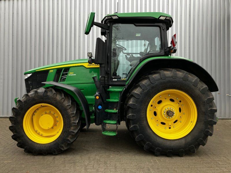 John Deere 7R 310