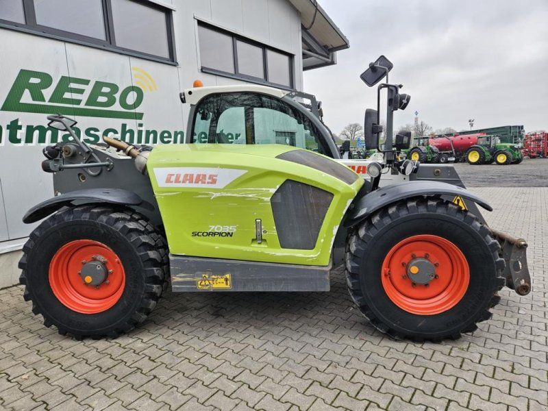 Claas Scorpion 7035