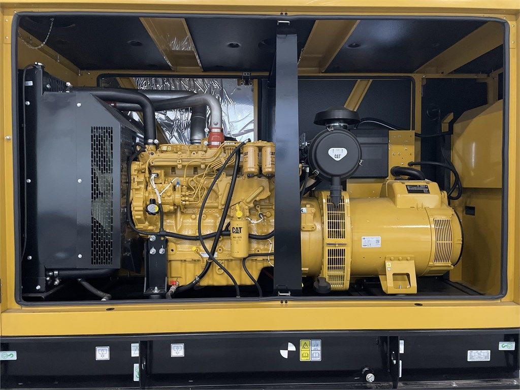 CAT DE165E0 - 165 kVA Generator - DPX-18016