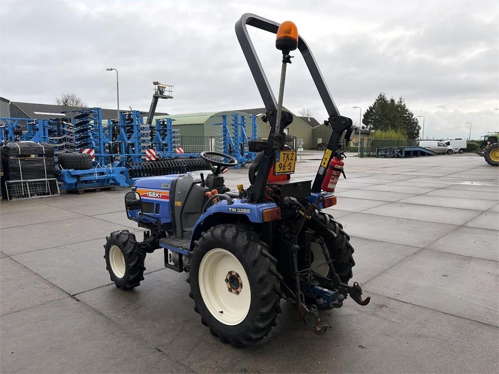 Iseki TM 3265 Hydro Compact tractor