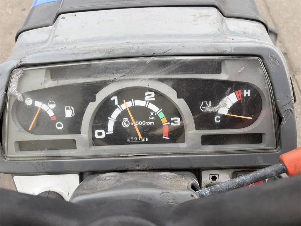 Iseki TM 3265 Hydro Compact tractor