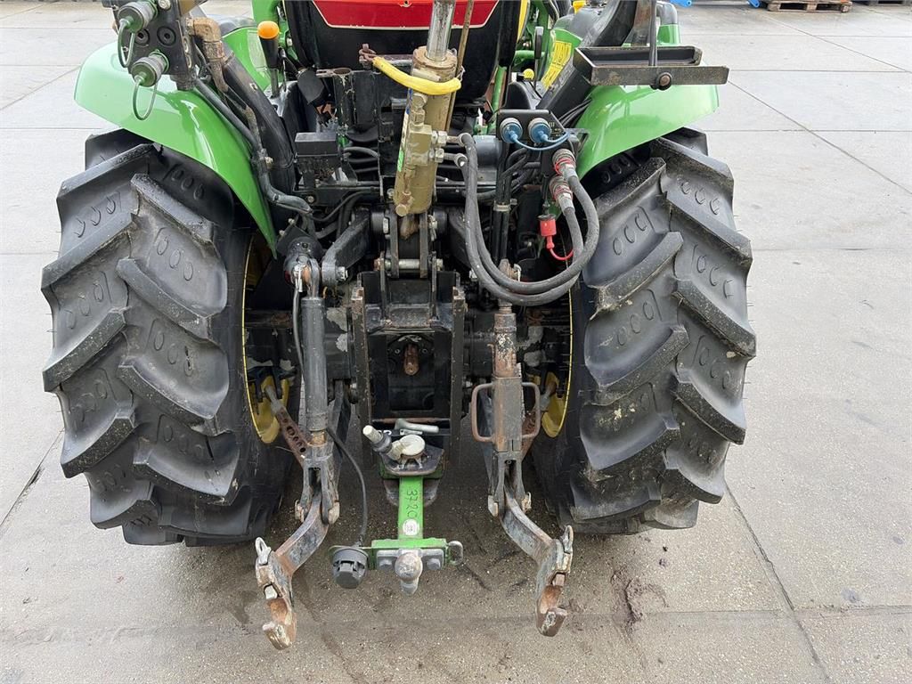 John Deere 3720 3 Speed e-Hydro & frontloader