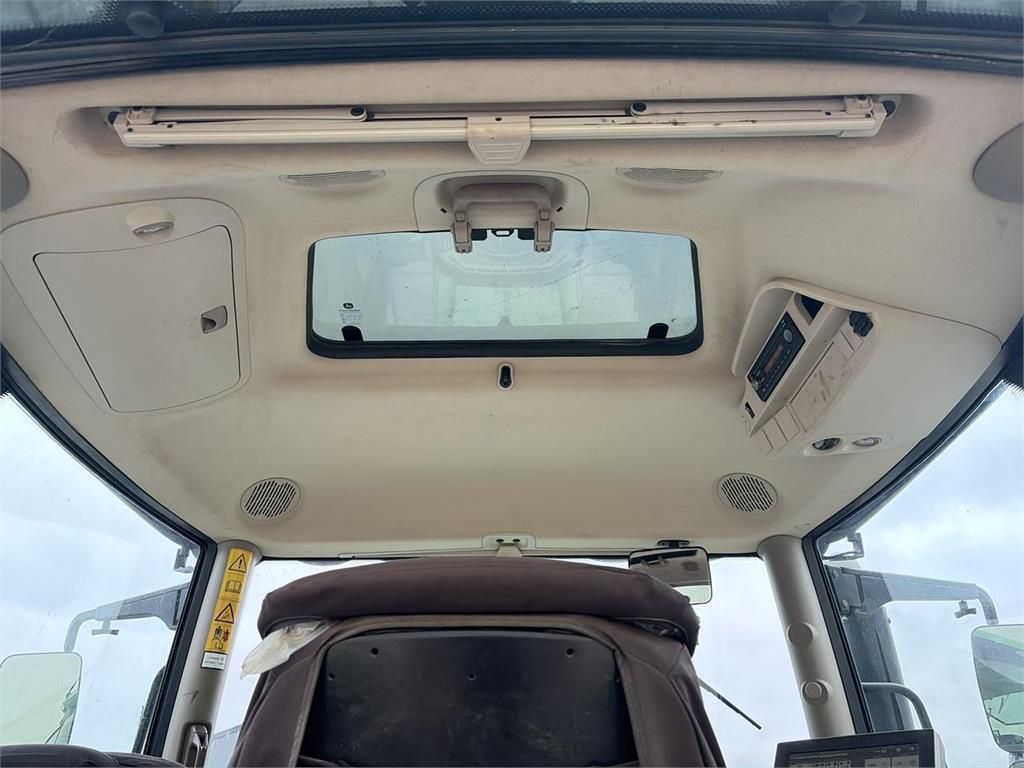 John Deere 6130R Premium AP 50K