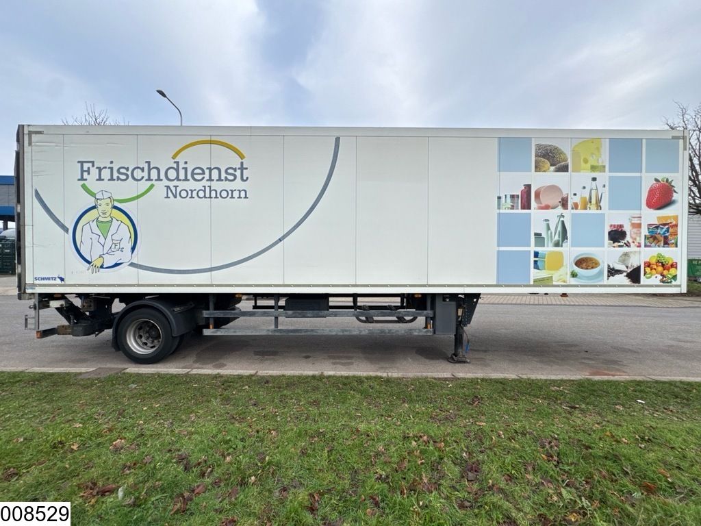 Schmitz Koel vries Carrier, BAR Cargolift