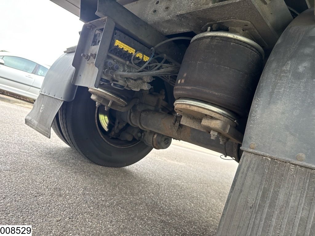 Schmitz Koel vries Carrier, BAR Cargolift