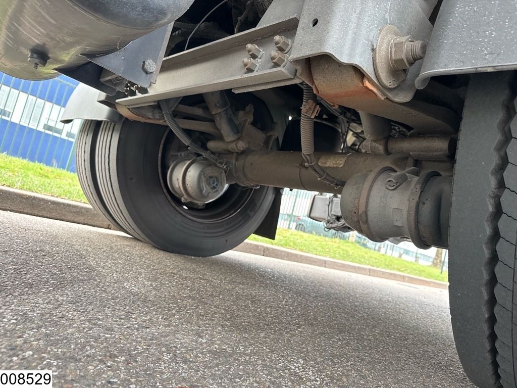 Schmitz Koel vries Carrier, BAR Cargolift