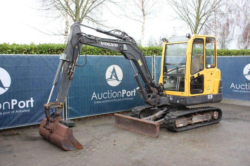 Crawler excavator Volvo 283 Diesel 21.6kW 2004