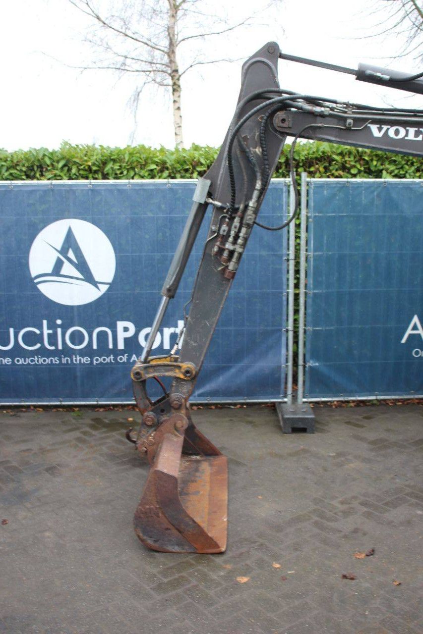 Crawler excavator Volvo 283 Diesel 21.6kW 2004