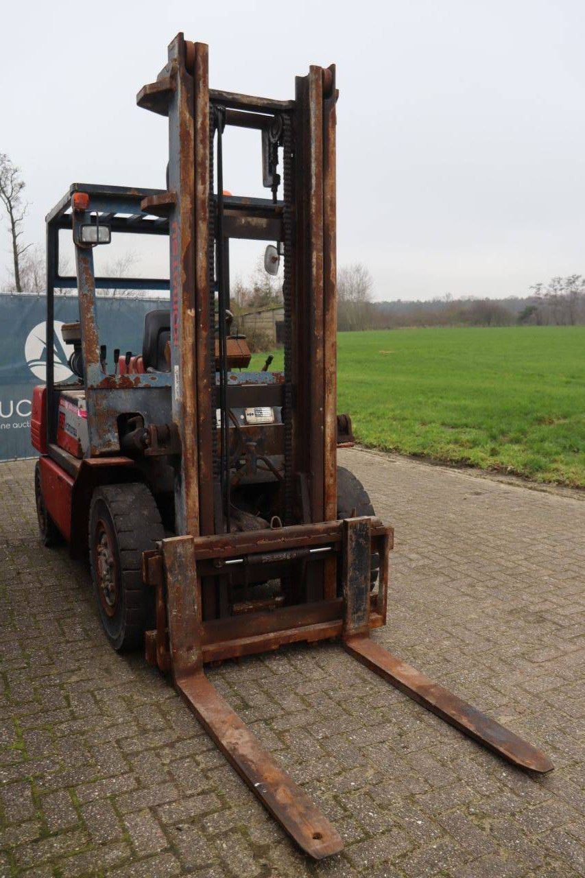 Forklift Komatsu FD35T-5E Diesel 3500kg 3.3m 1992
