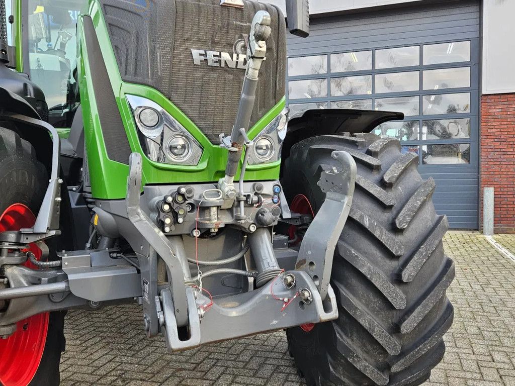 Fendt 828 Profi Plus Vario