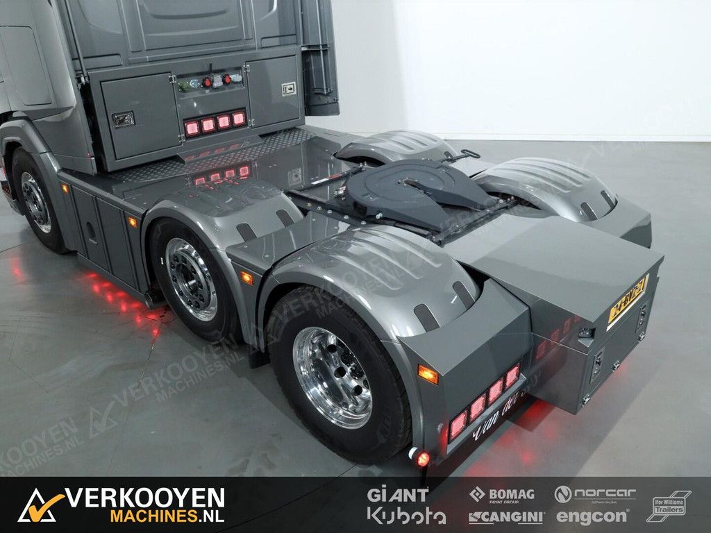 2024 Unused DAF XG + Showtruck 530 FTG 6X2 VT904