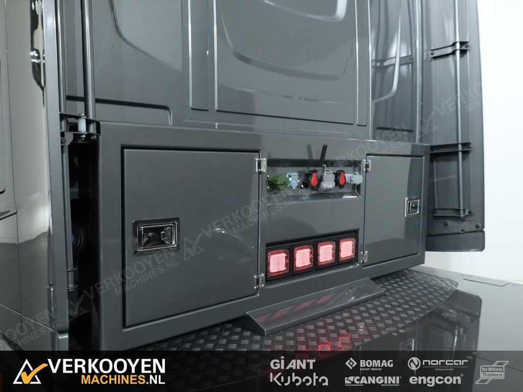 2024 Unused DAF XG + Showtruck 530 FTG 6X2 VT904