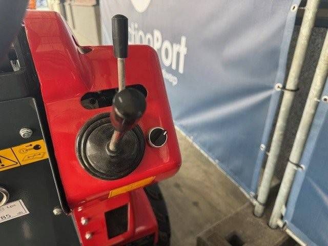 Skid steer loader NM-SLD280 Diesel 13.6kW 2025