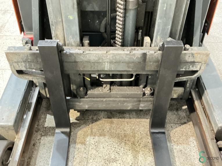 Schubmaststapler Elektrisch Steinbock WRL16 2000