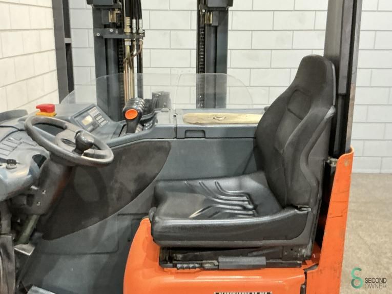 Schubmaststapler Elektrisch Steinbock WRL16 2000