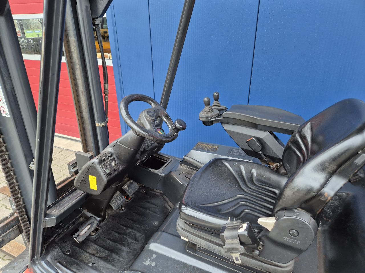 LINDE E25 HEFTRUCK HEFVERMOGEN 2500KG SIDESHIFT