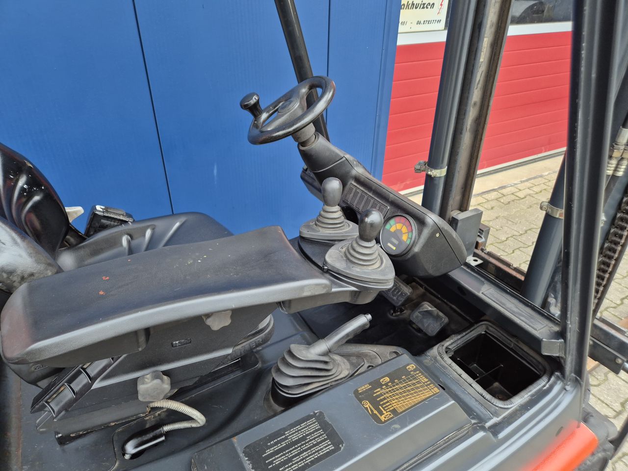 LINDE E25 HEFTRUCK HEFVERMOGEN 2500KG SIDESHIFT