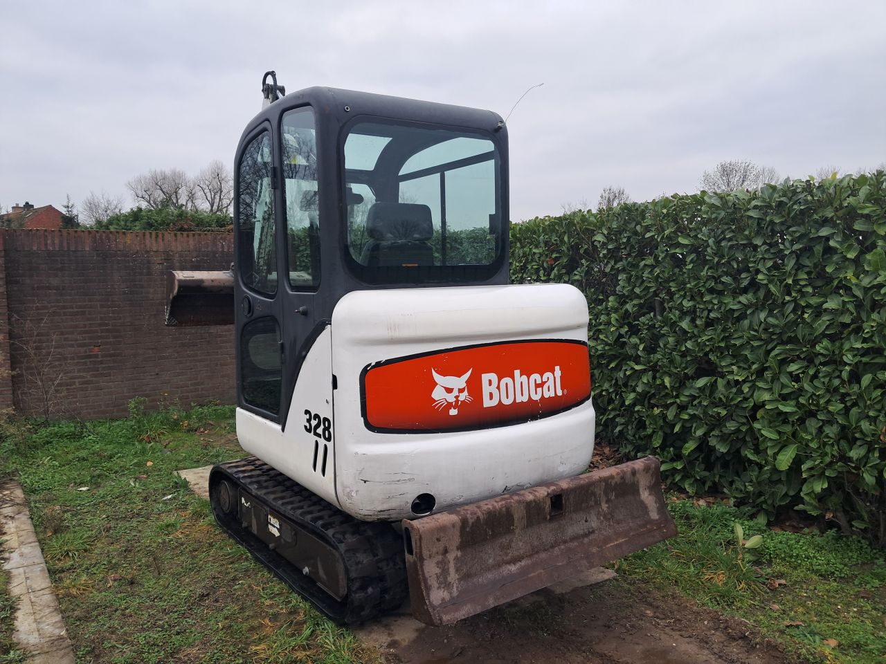 Minigraver Bobcat 328 / Sloop-sorteer / Minigraver/ Graafmachine