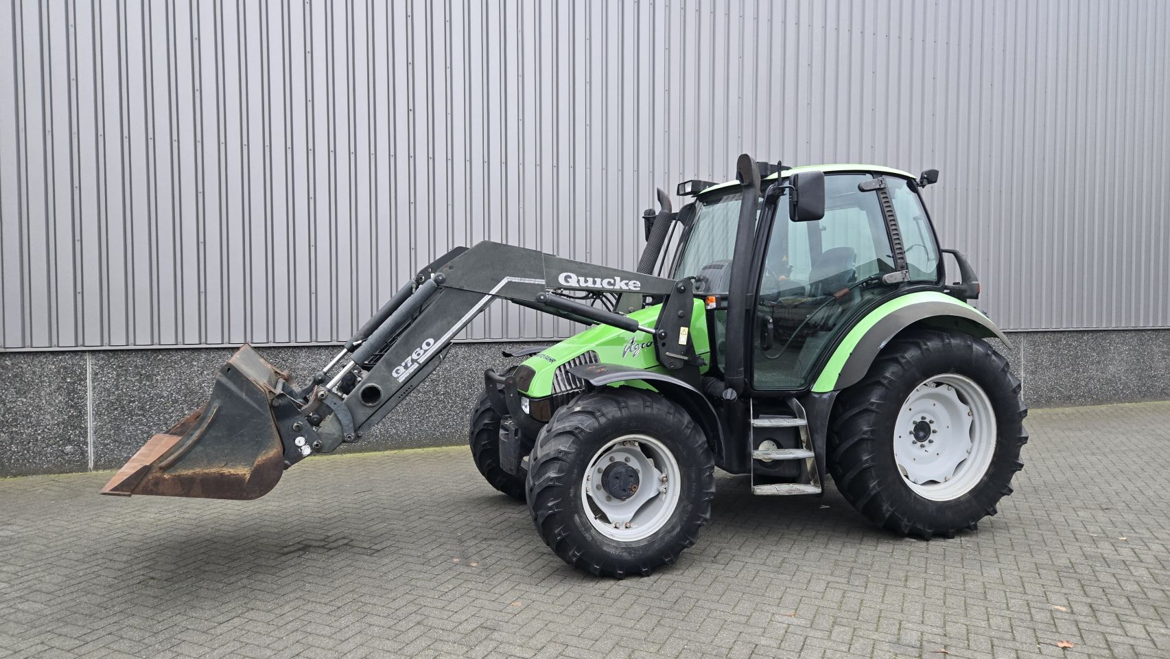 2004 € 22.500,- Deutz Agrotron 90 MK3 4991 uur voorlader