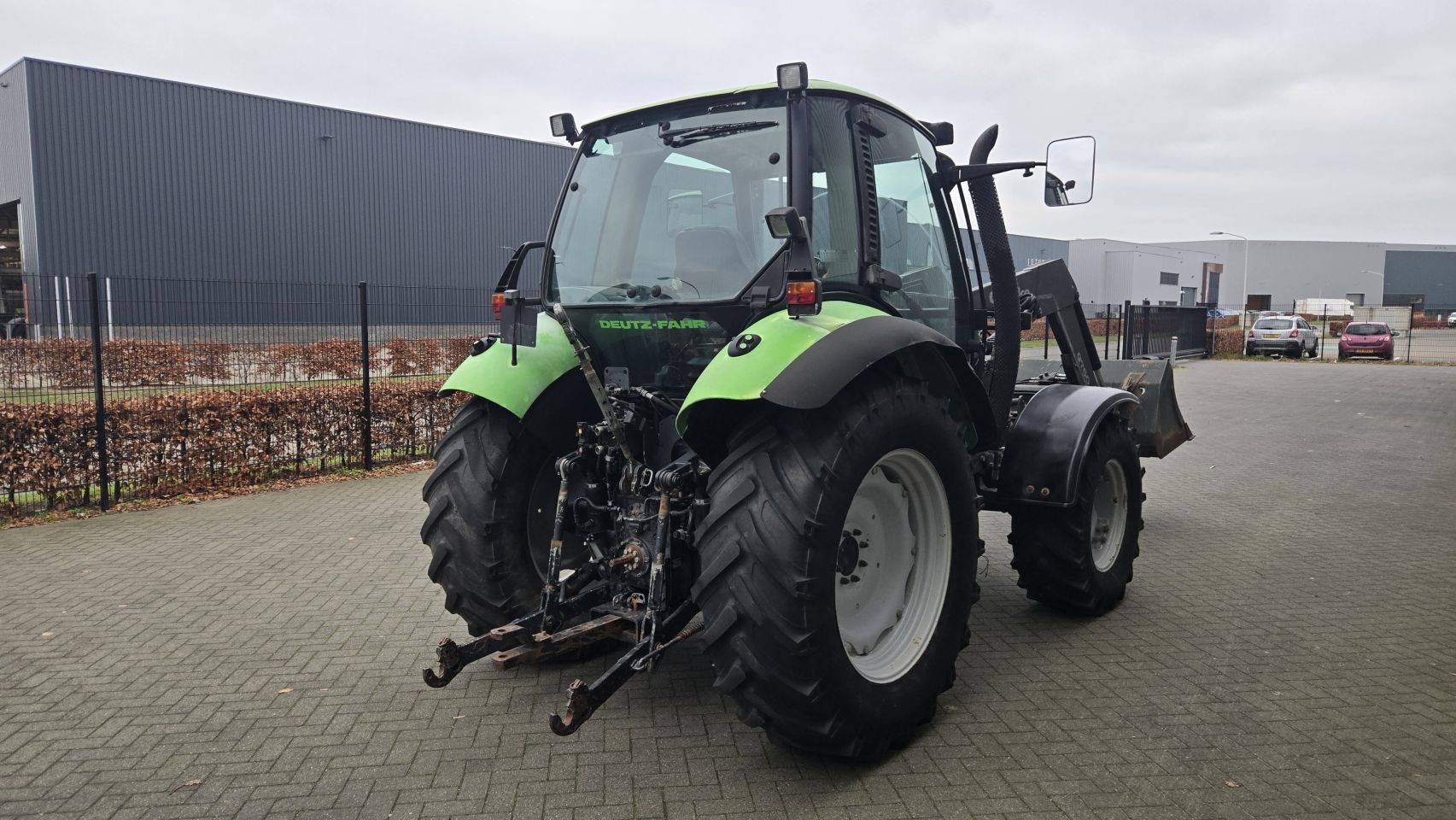 2004 € 22.500,- Deutz Agrotron 90 MK3 4991 uur voorlader