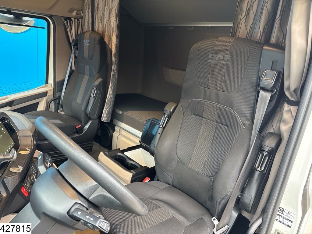 DAF XG 530 EURO 6, Retarder, ACC, Standairco, 8 units