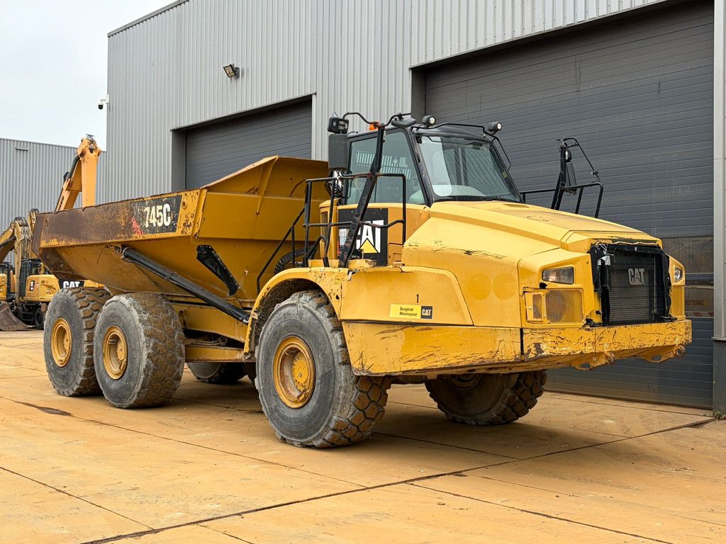 Caterpillar 745C