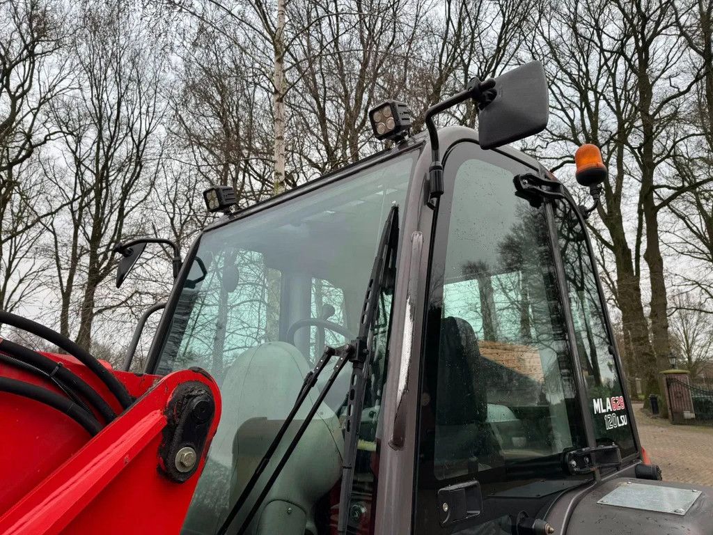 Manitou MLA 628-120 Verreiker shovel loader