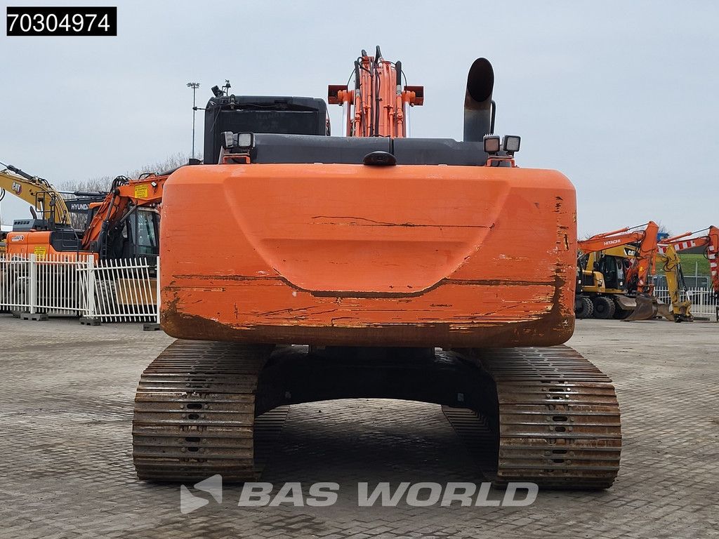 Hitachi ZX210LC-5B ZX210 LC-5B 2 Buckets + Forks