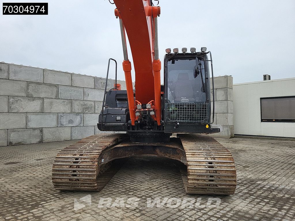 Hitachi ZX210LC-5B ZX210 LC-5B 2 Buckets + Forks