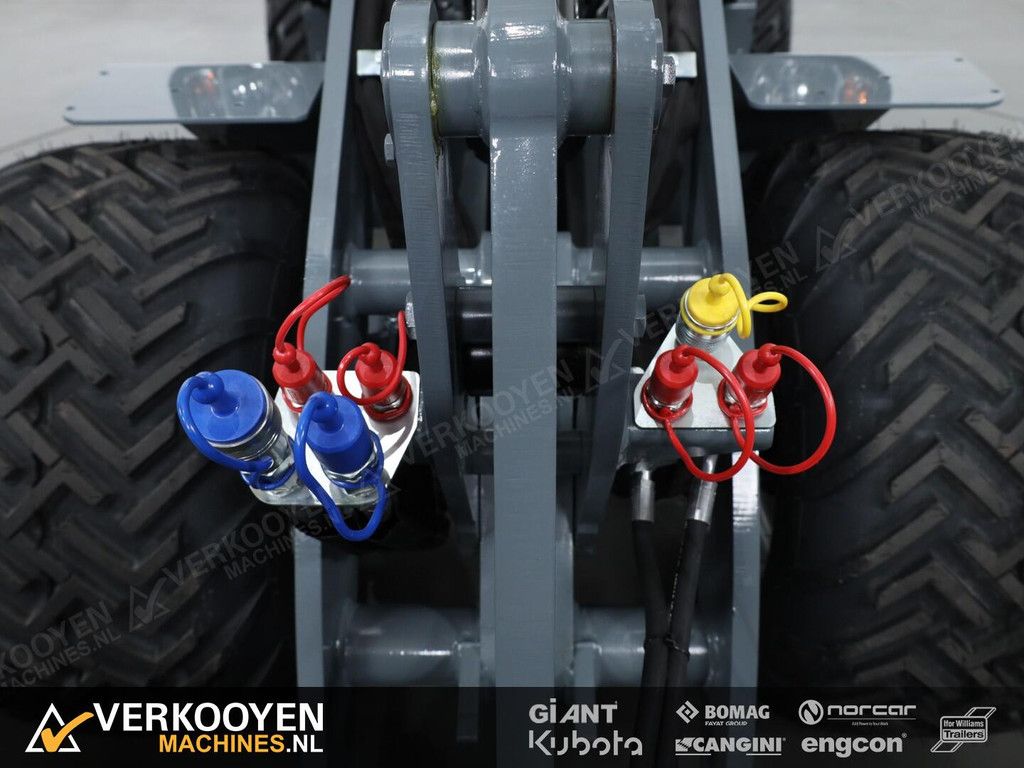 2025 Giant G2500 X-tra HD VK10481