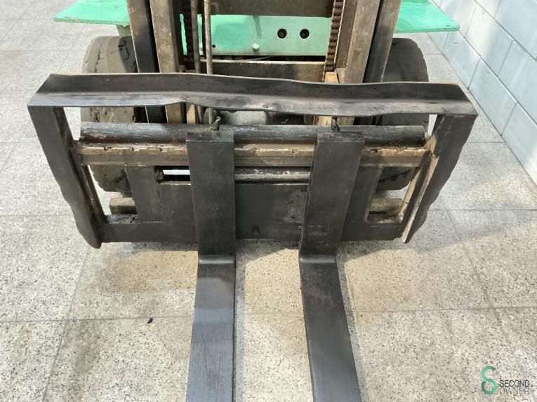 Forklifts Diesel Mitsubishi FD 25 T 1994