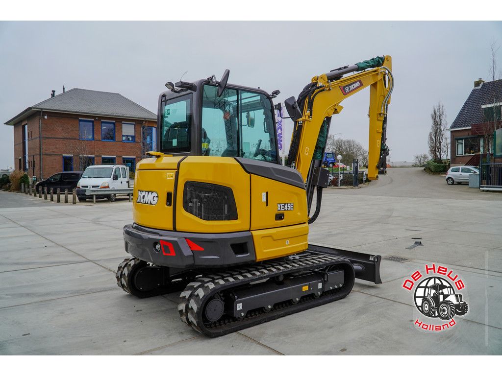 XCMG XE45E