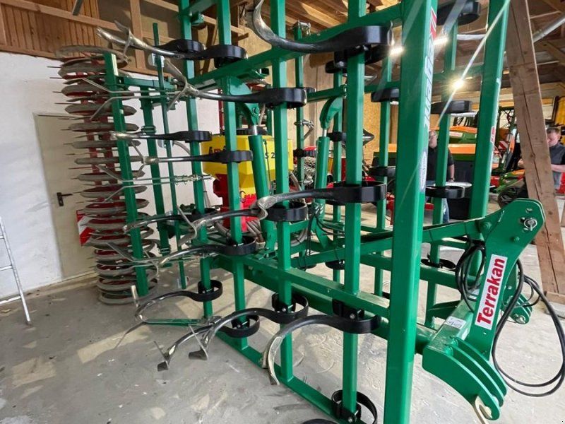 Regent Terrakan  5000