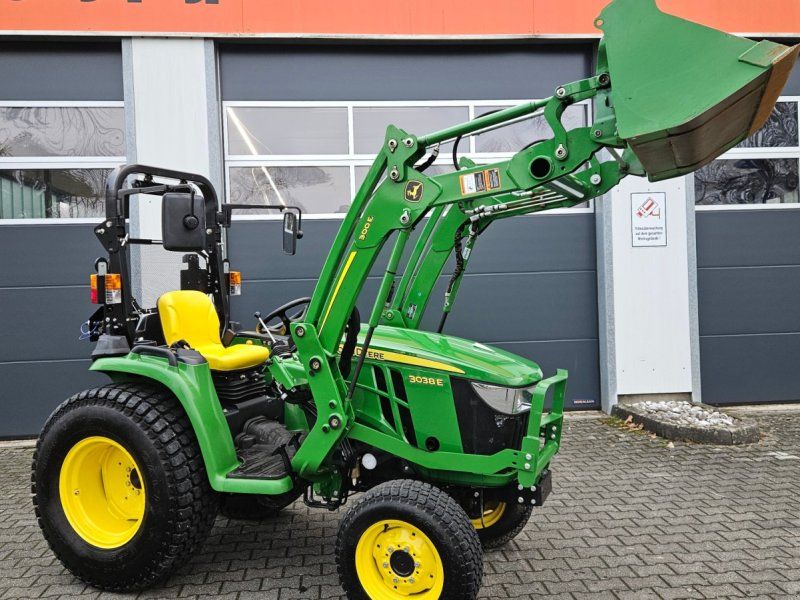 John Deere 3038 E