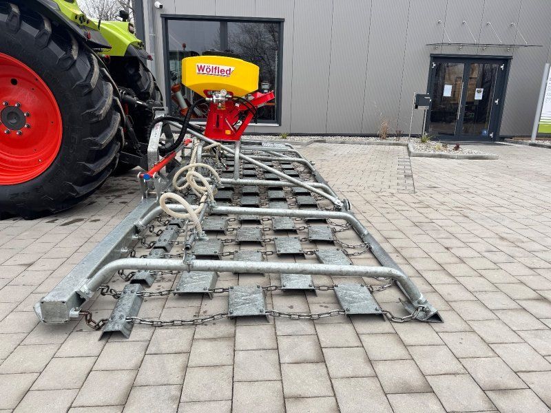 Wölfleder Wiesenegge