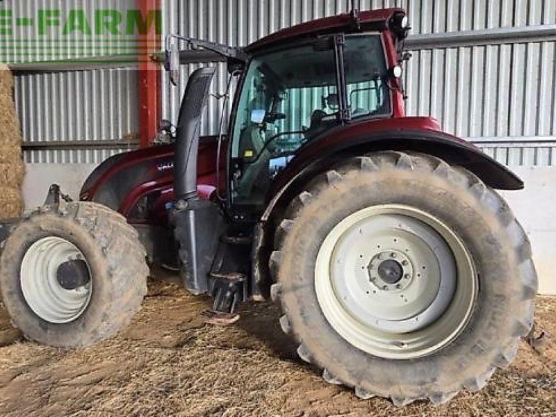 Valtra t174 versu