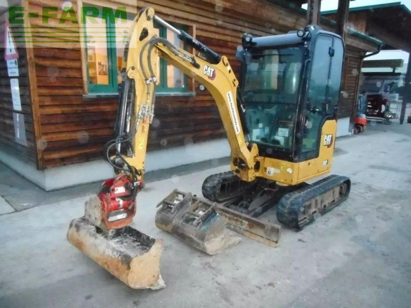 Caterpillar 302 cr ( 2.262kg ) powertilt hydr. sw 3 löff