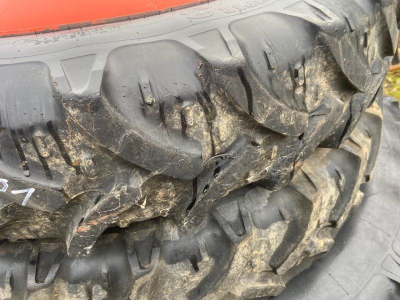 Bohnenkamp 11.2 R48 u. 9.5 R36 für Claas Celtis/Axos 1,50m Spur