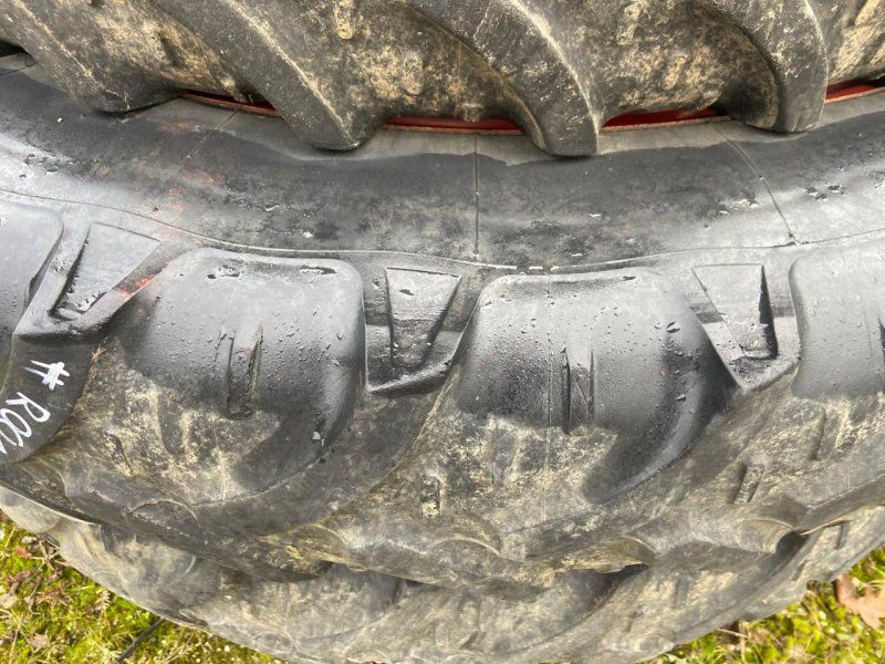 Bohnenkamp 11.2 R48 u. 9.5 R36 für Claas Celtis/Axos 1,50m Spur