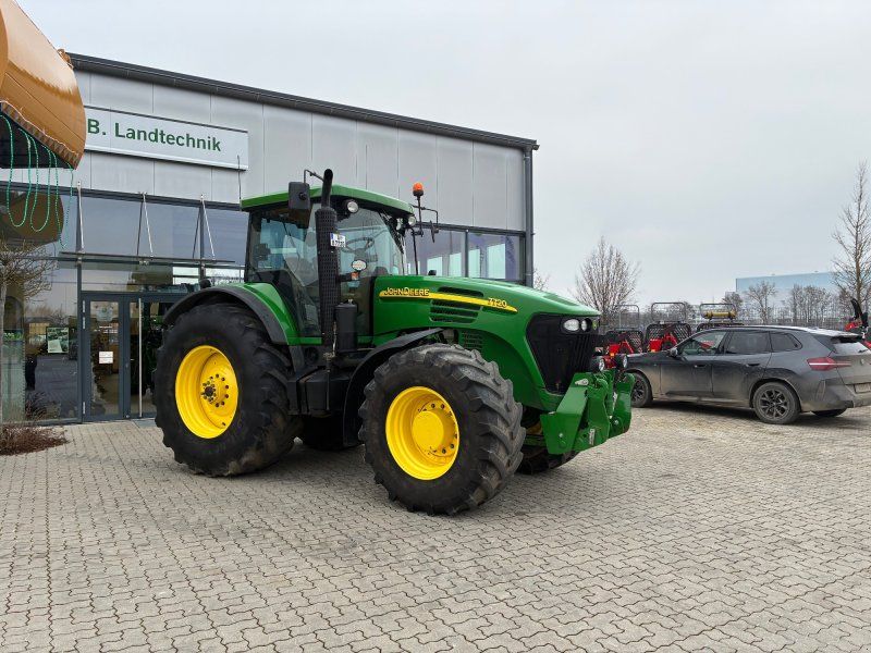John Deere 7720