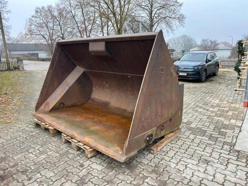 Zeppelin CAT 938 G II