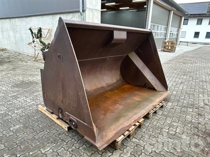 Zeppelin CAT 938 G II