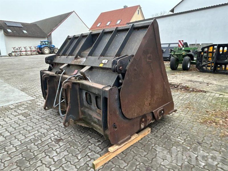 Zeppelin CAT 938 G II