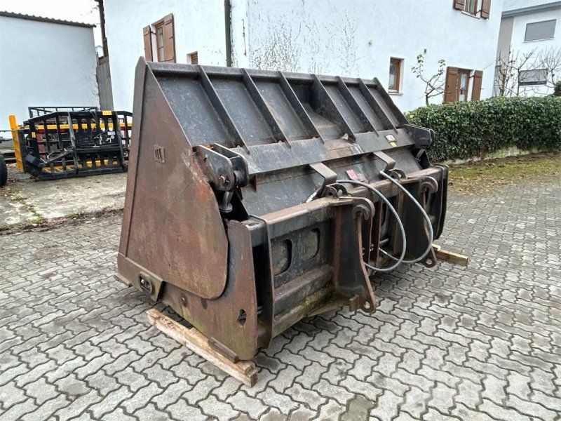 Zeppelin CAT 938 G II