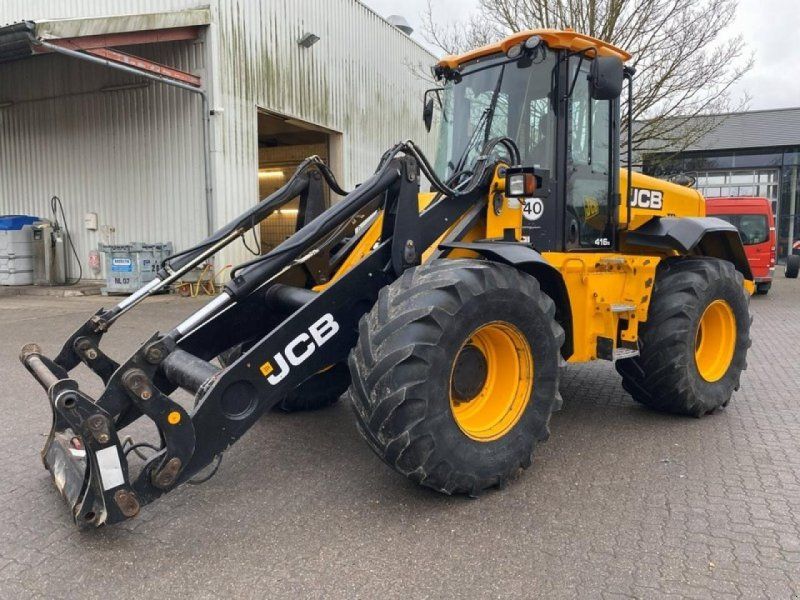 JCB 416S FARM MASTER 6-GANG / 165 PS