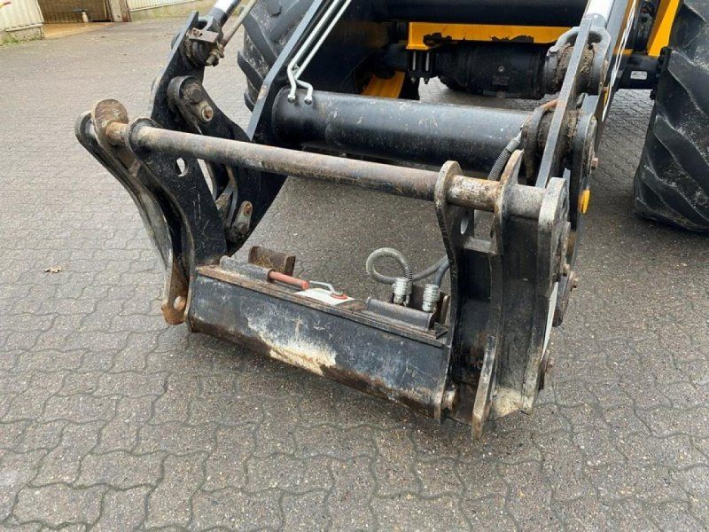 JCB 416S FARM MASTER 6-GANG / 165 PS